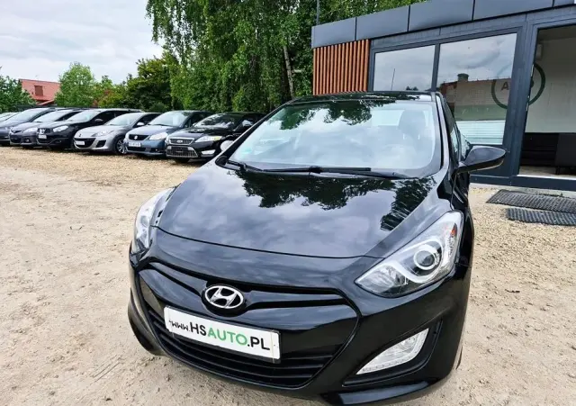 HYUNDAI I30 1.4 Advantage
