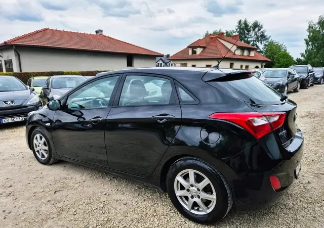 HYUNDAI I30 1.4 Advantage