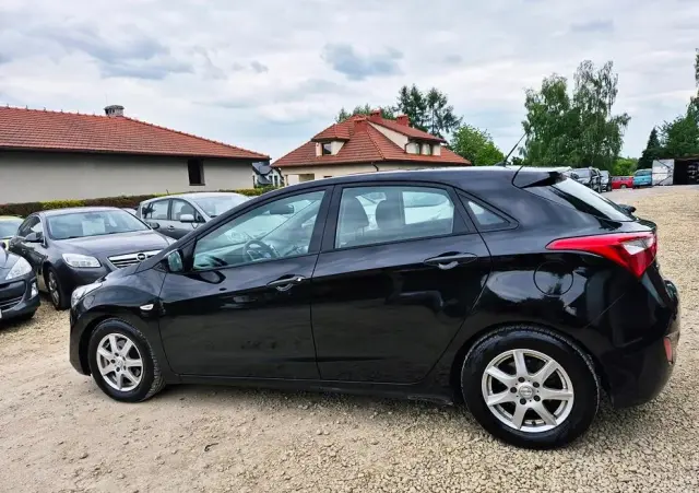 HYUNDAI I30 1.4 Advantage