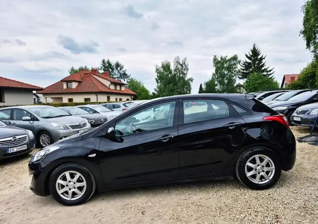 HYUNDAI I30 1.4 Advantage