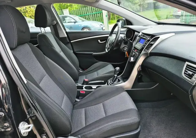 HYUNDAI I30 1.4 Advantage