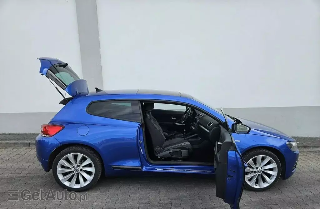 VOLKSWAGEN Scirocco 