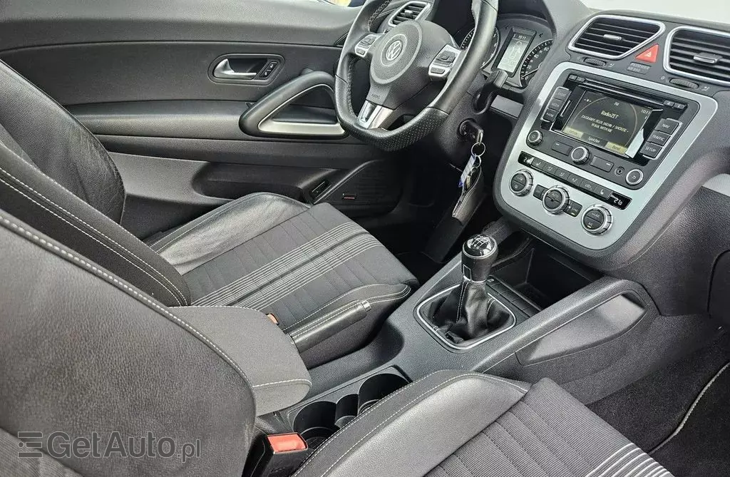 VOLKSWAGEN Scirocco 
