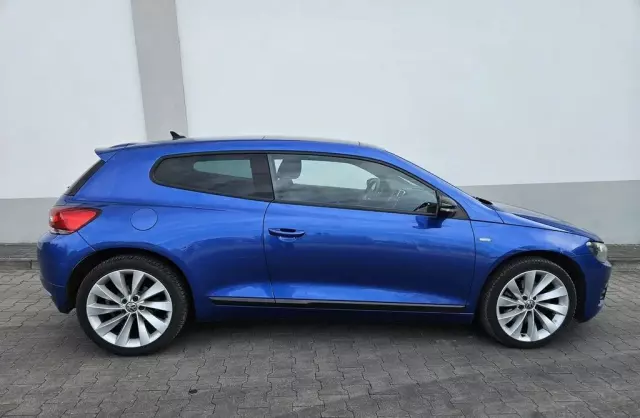 VOLKSWAGEN Scirocco 