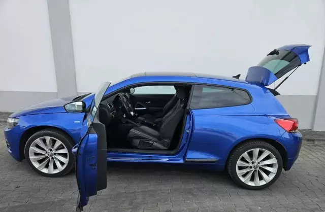 VOLKSWAGEN Scirocco 