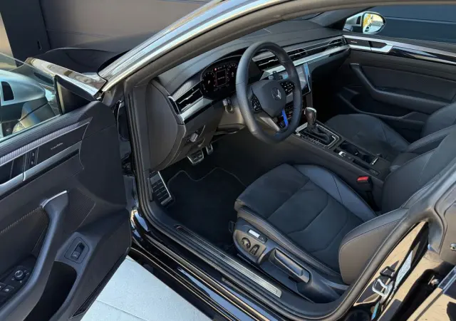 VOLKSWAGEN Arteon 2.0 TSI 4Motion R DSG