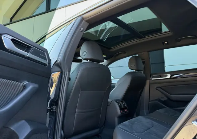 VOLKSWAGEN Arteon 2.0 TSI 4Motion R DSG