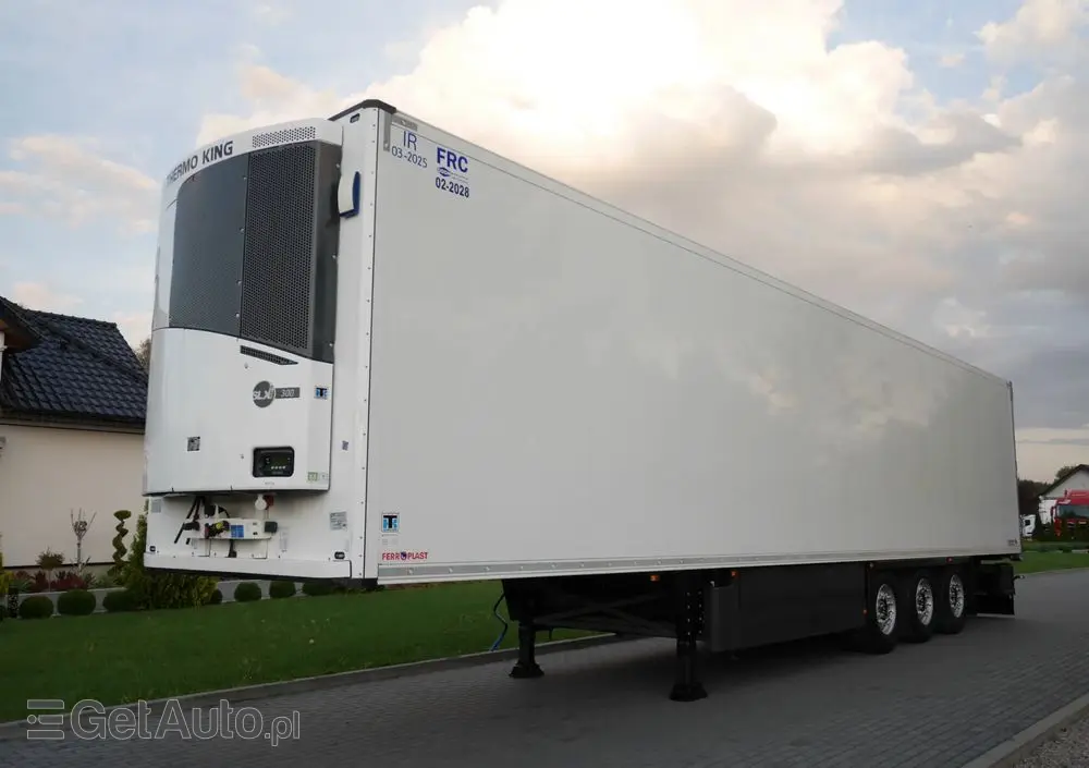 VOLVO FH 500KM STANDARD + SCHMITZ THERMO KING 