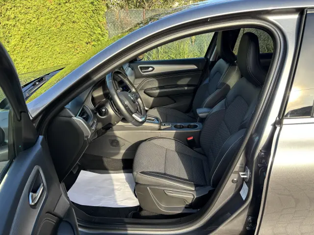 RENAULT Arkana Intens S&S EDC