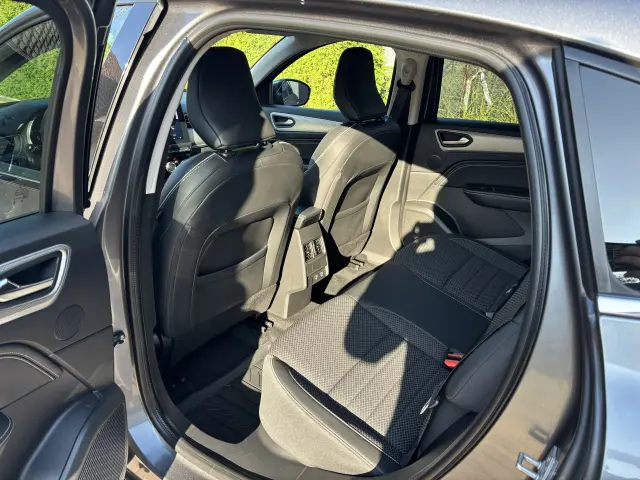 RENAULT Arkana Intens S&S EDC