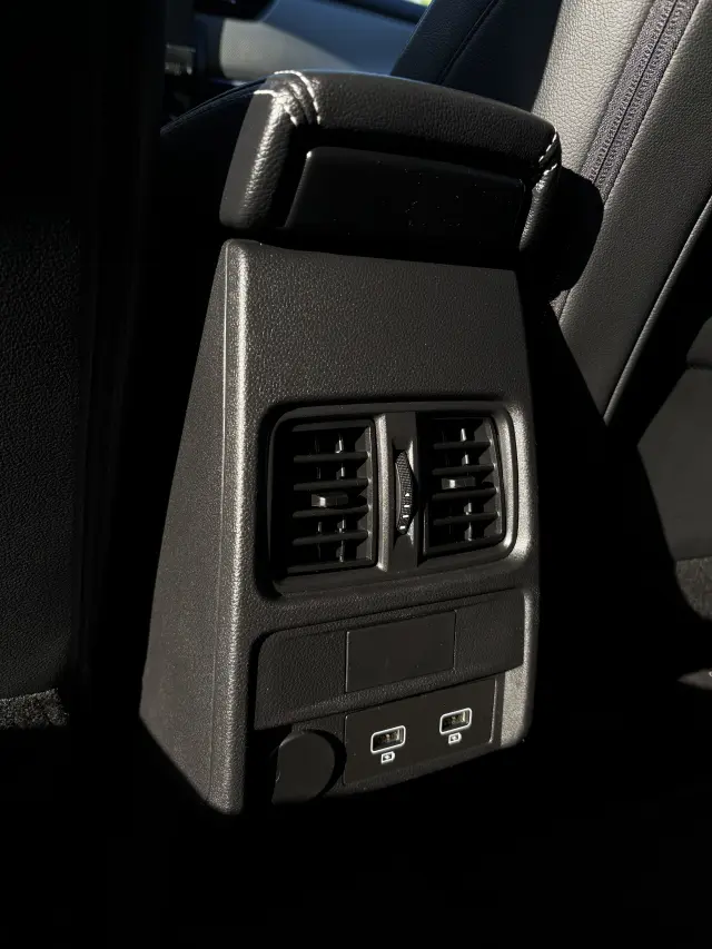 RENAULT Arkana Intens S&S EDC