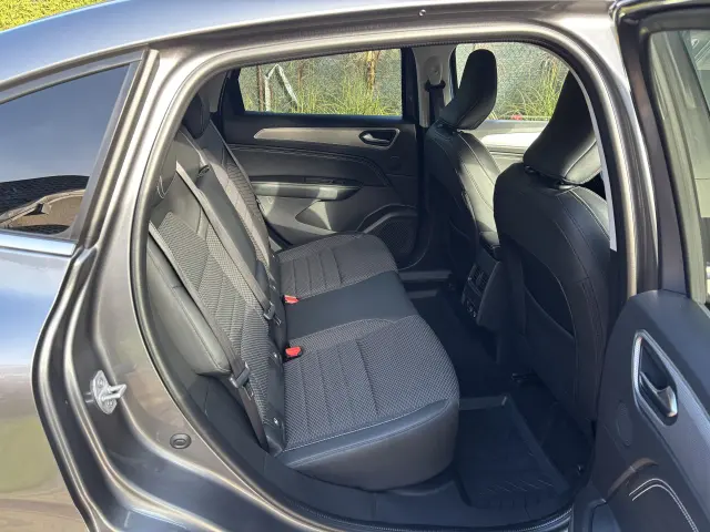 RENAULT Arkana Intens S&S EDC