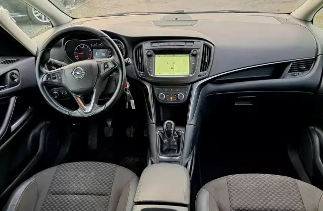 OPEL Zafira 