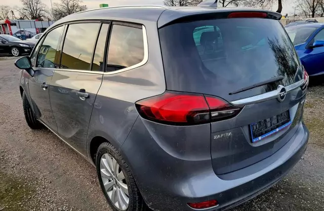 OPEL Zafira 