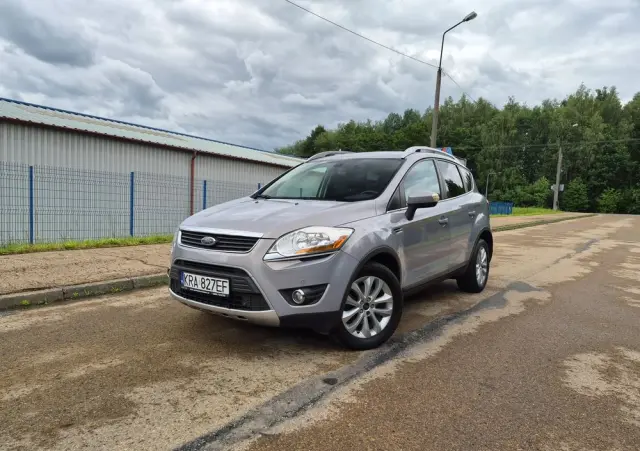 FORD Kuga 2.0 TDCi 2x4 Titanium