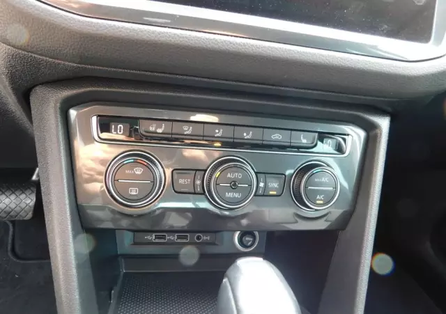 VOLKSWAGEN Tiguan 2.0 TDI BMT SCR Comfortline DSG