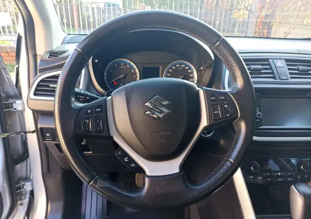 SUZUKI SX4 S-Cross 1.6 VVT CVT 4x2 limited