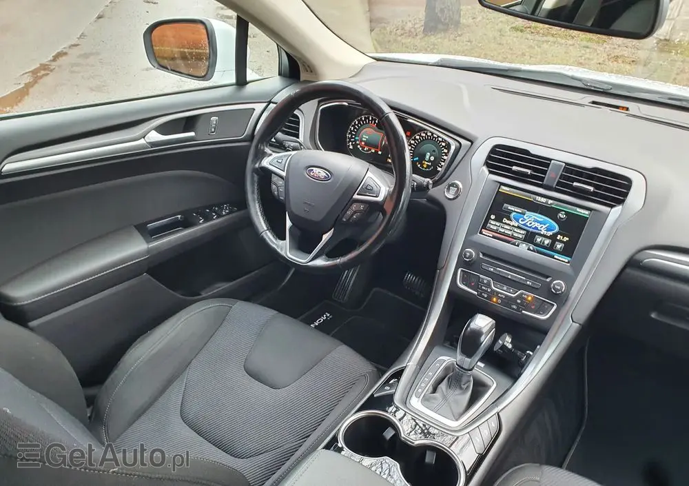 FORD Mondeo 2.0 TDCi STart-Stopp PowerShift-Aut Titanium