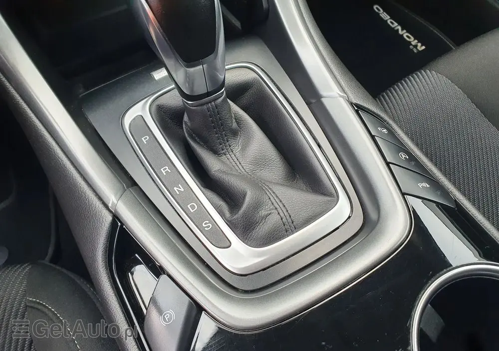 FORD Mondeo 2.0 TDCi STart-Stopp PowerShift-Aut Titanium