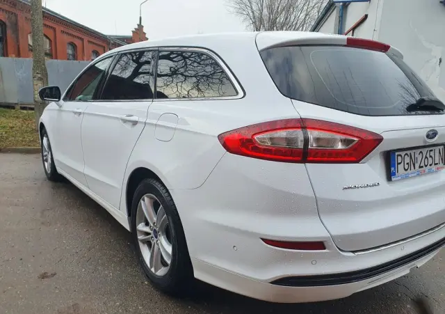 FORD Mondeo 2.0 TDCi STart-Stopp PowerShift-Aut Titanium