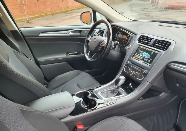 FORD Mondeo 2.0 TDCi STart-Stopp PowerShift-Aut Titanium