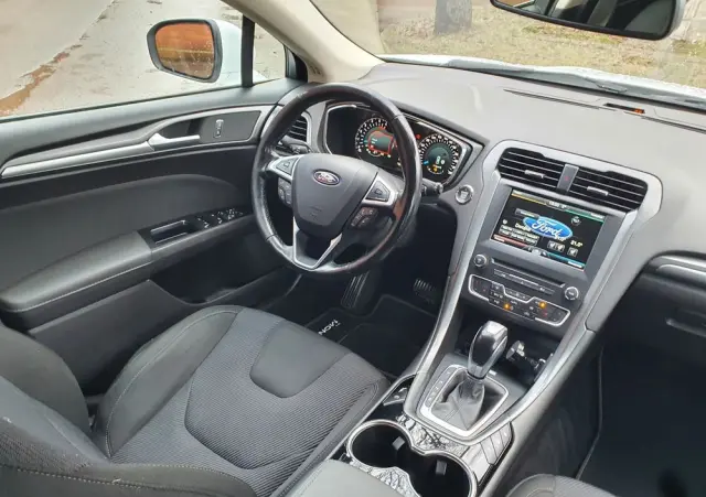 FORD Mondeo 2.0 TDCi STart-Stopp PowerShift-Aut Titanium