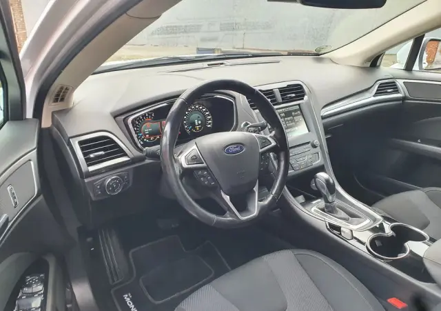 FORD Mondeo 2.0 TDCi STart-Stopp PowerShift-Aut Titanium