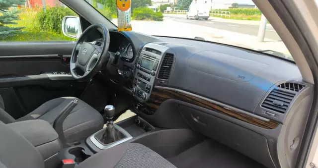 HYUNDAI Santa Fe Premium 4WD