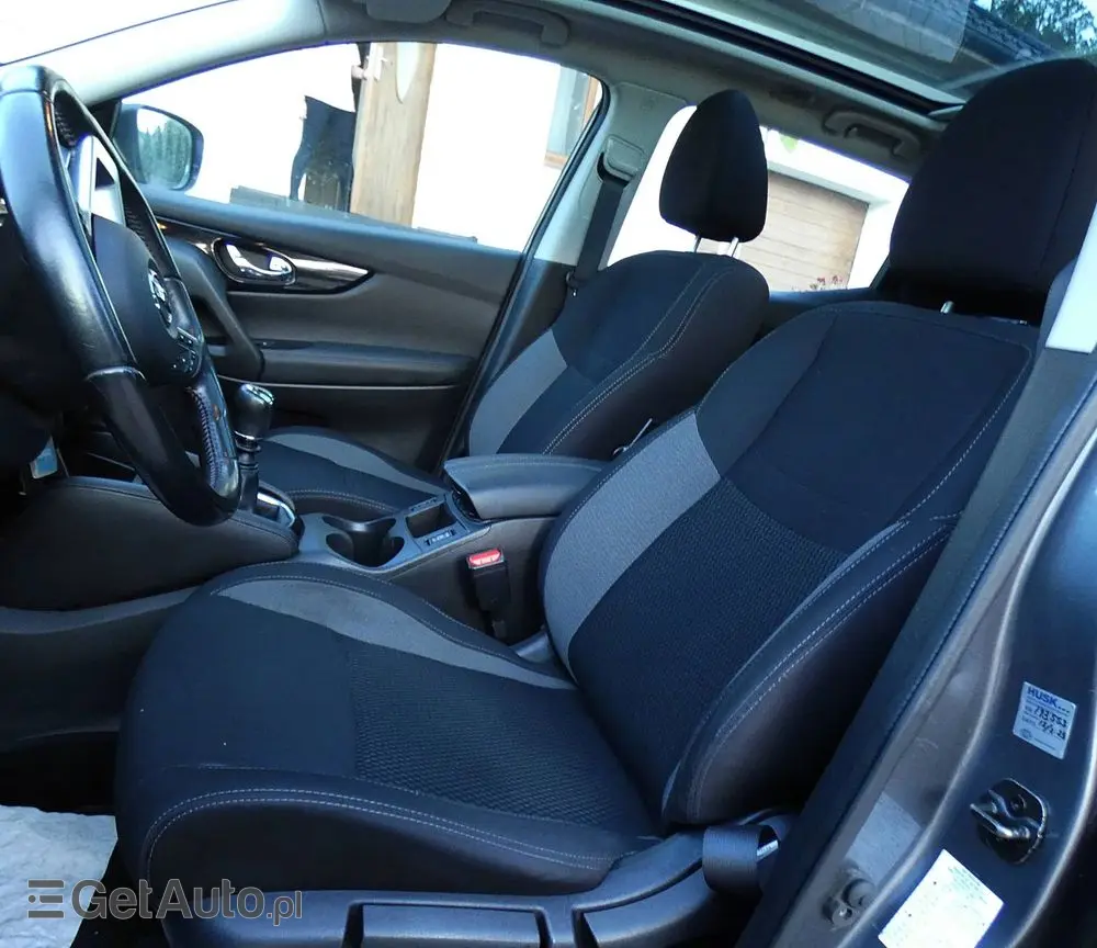 NISSAN Qashqai 1.3 DIG-T Tekna