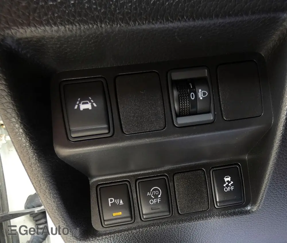 NISSAN Qashqai 1.3 DIG-T Tekna