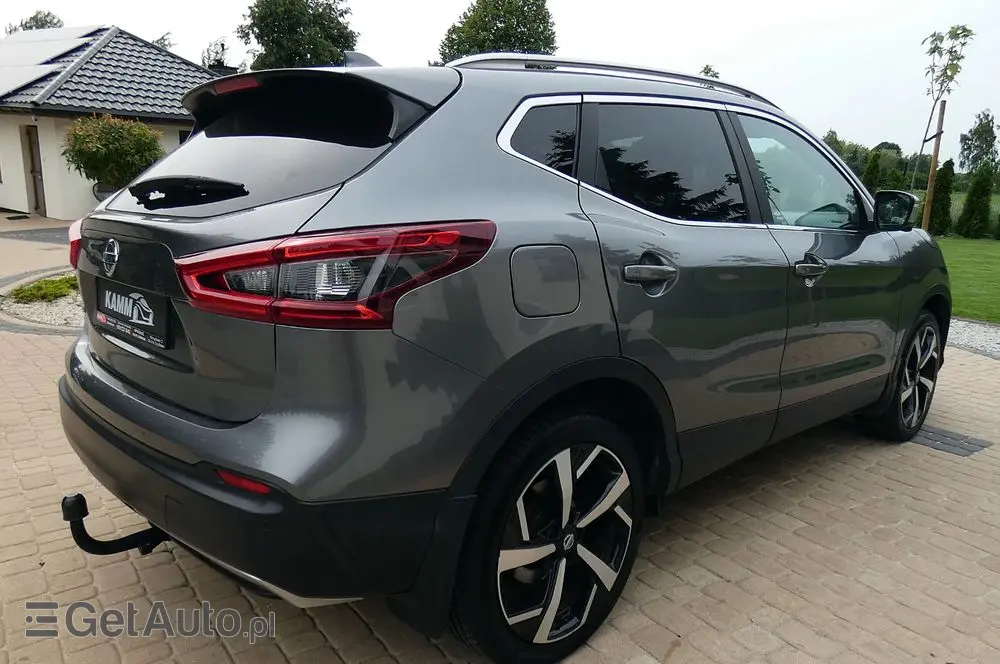 NISSAN Qashqai 1.3 DIG-T Tekna
