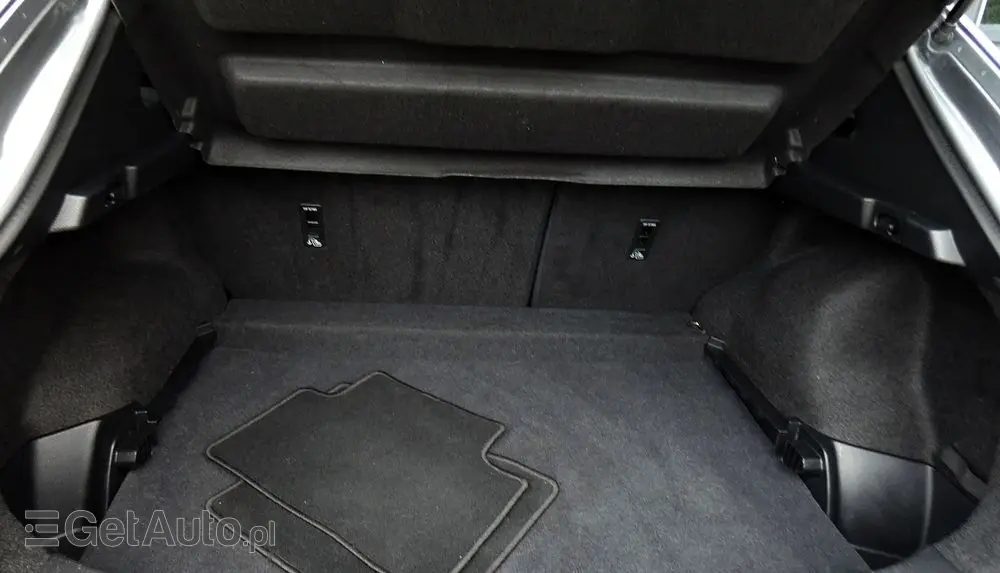 NISSAN Qashqai 1.3 DIG-T Tekna