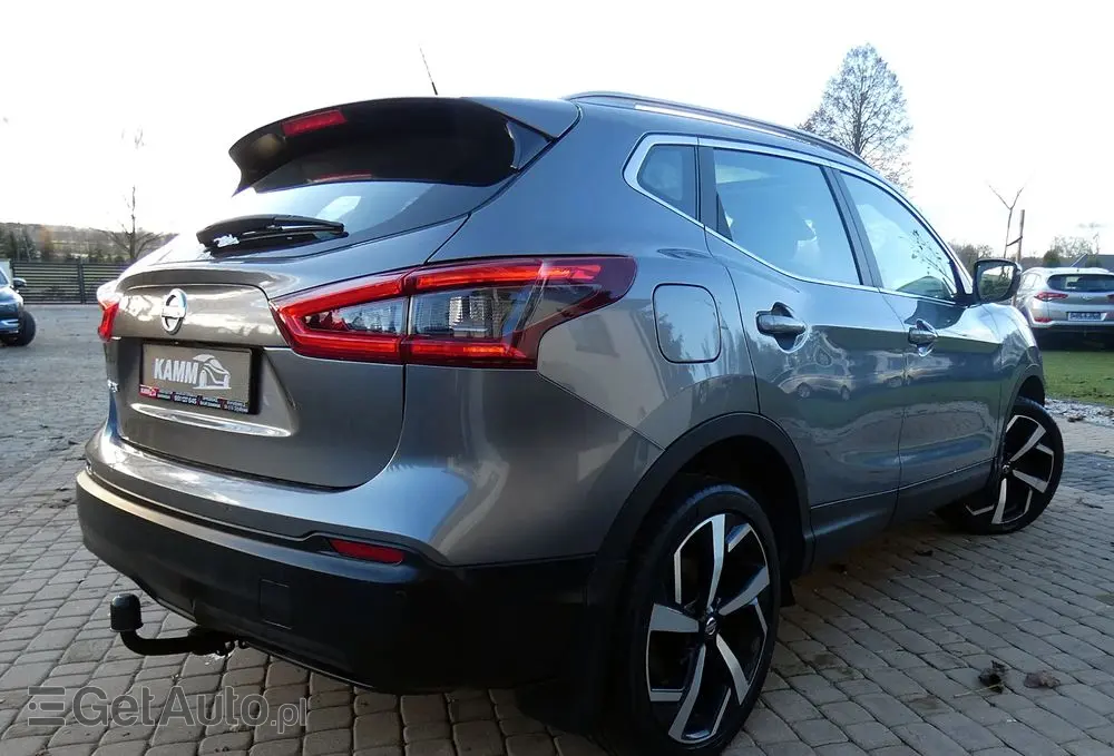 NISSAN Qashqai 1.3 DIG-T Tekna