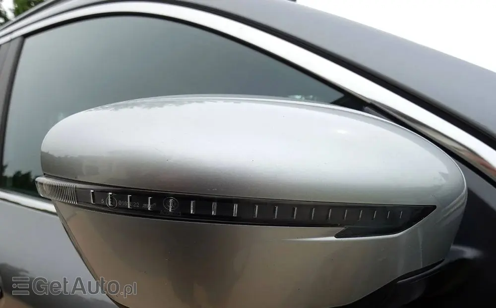 NISSAN Qashqai 1.3 DIG-T Tekna