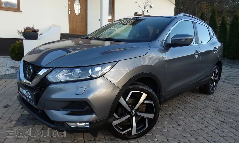 NISSAN Qashqai 1.3 DIG-T Tekna