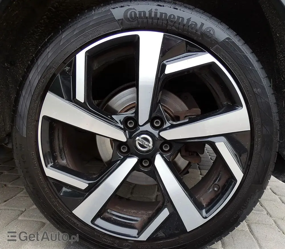 NISSAN Qashqai 1.3 DIG-T Tekna