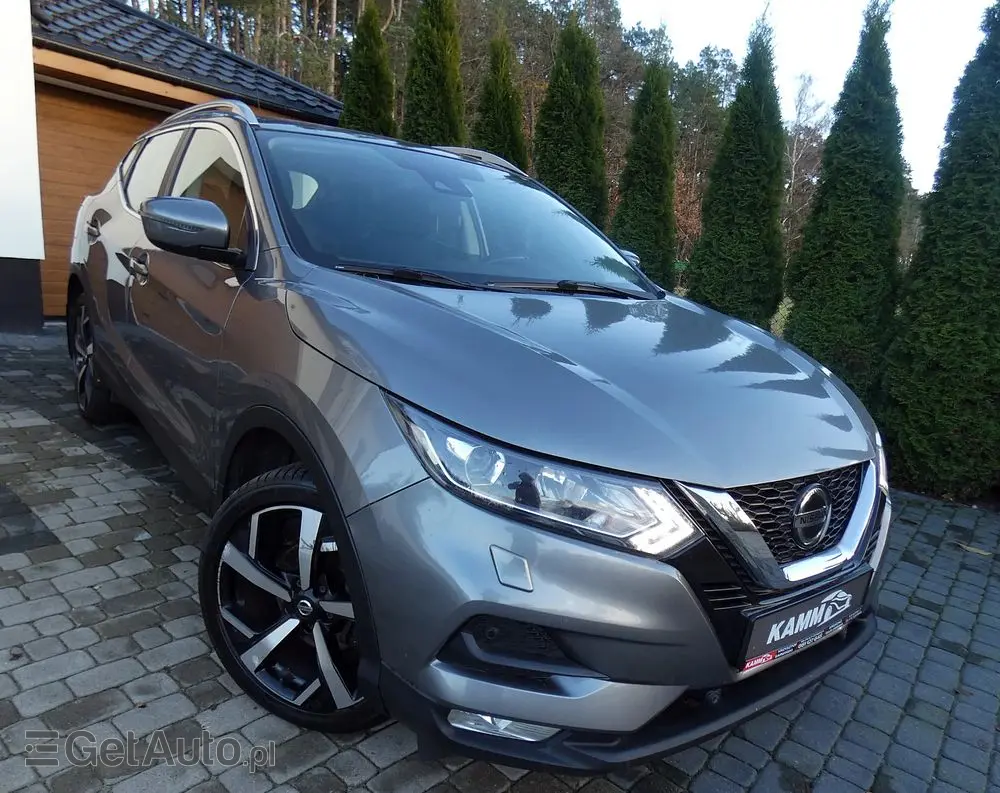 NISSAN Qashqai 1.3 DIG-T Tekna
