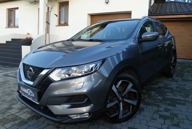 NISSAN Qashqai 1.3 DIG-T Tekna