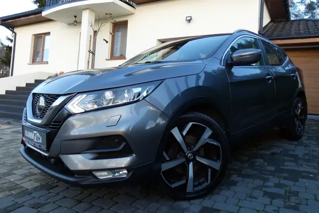 NISSAN Qashqai 1.3 DIG-T Tekna