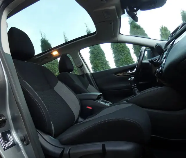 NISSAN Qashqai 1.3 DIG-T Tekna