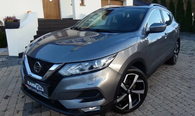 NISSAN Qashqai 1.3 DIG-T Tekna