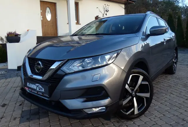 NISSAN Qashqai 1.3 DIG-T Tekna