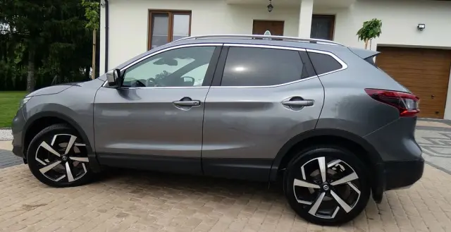 NISSAN Qashqai 1.3 DIG-T Tekna