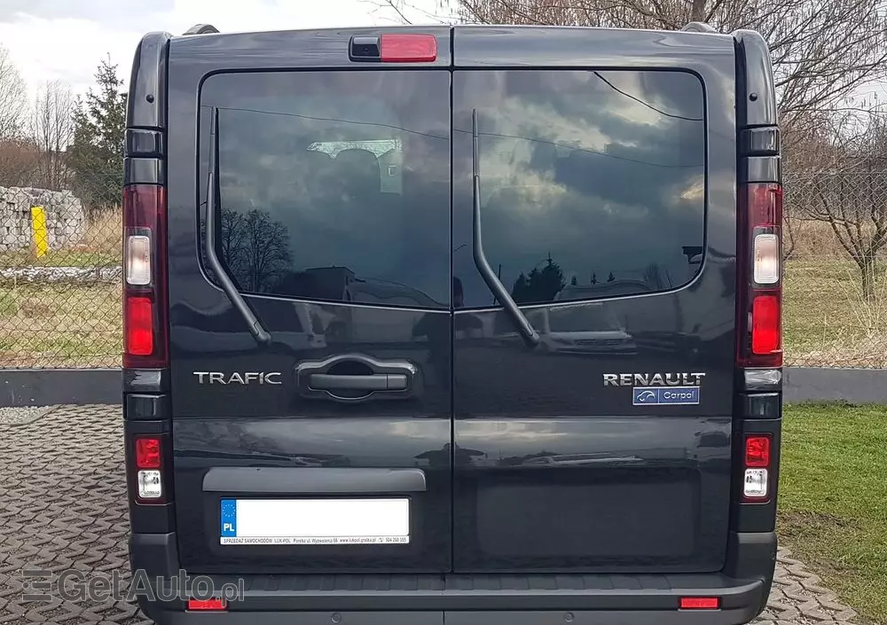 RENAULT Trafic 