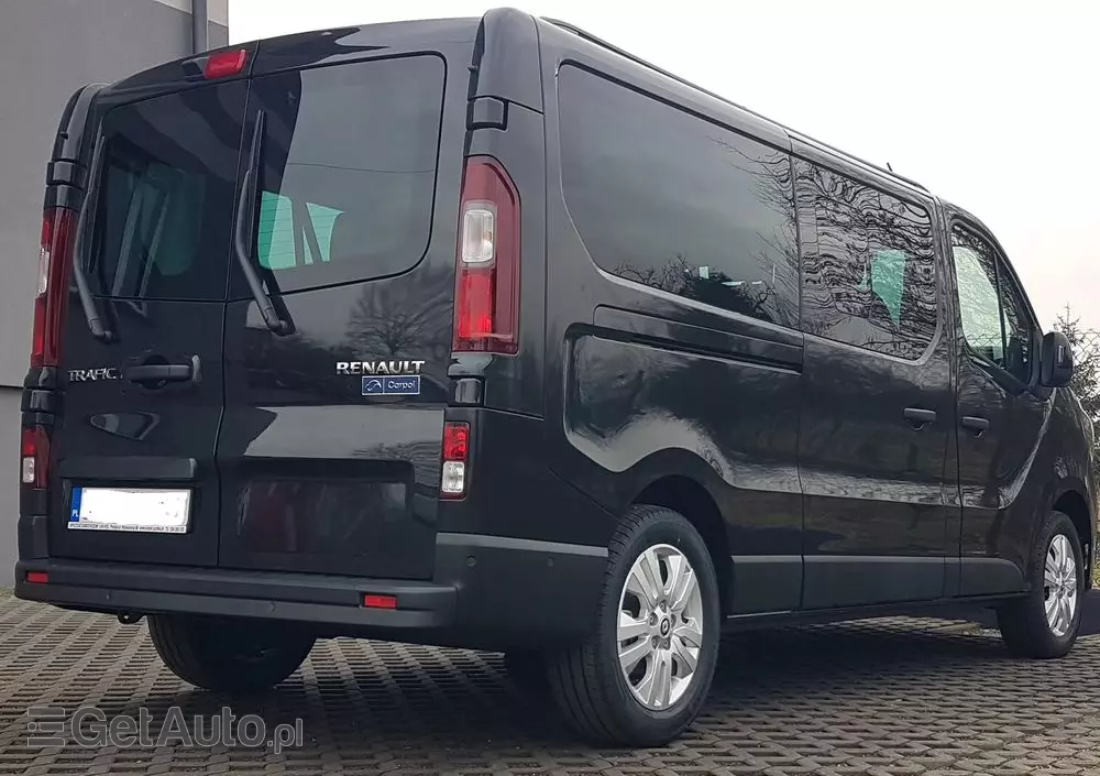 RENAULT Trafic 