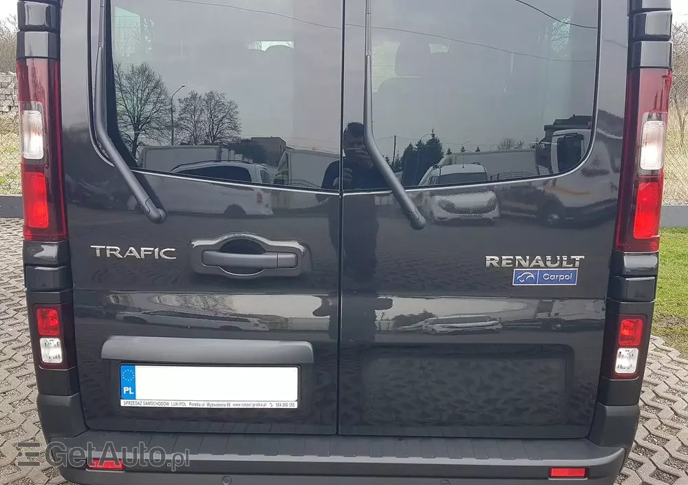 RENAULT Trafic 