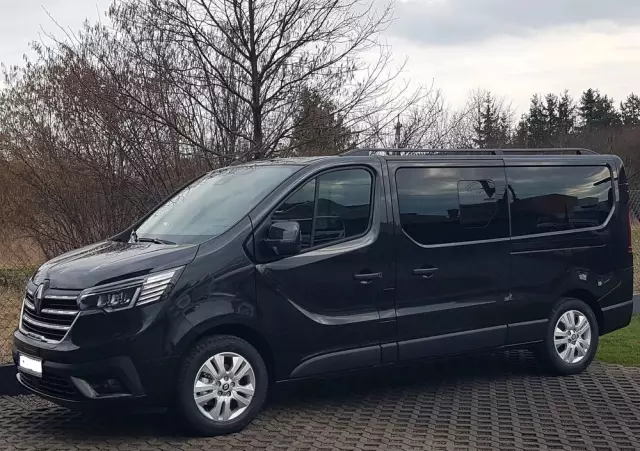 RENAULT Trafic 