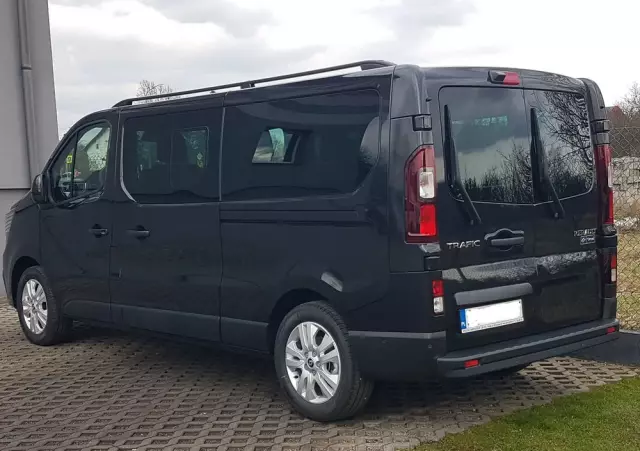 RENAULT Trafic 