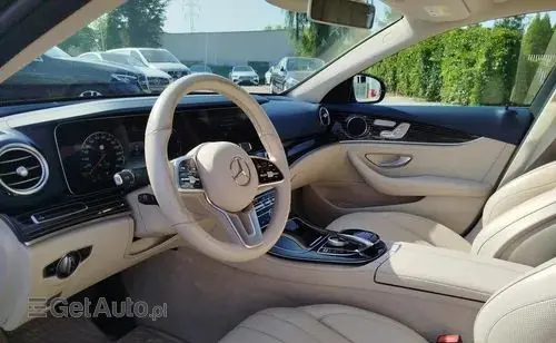 MERCEDES-BENZ Klasa E 