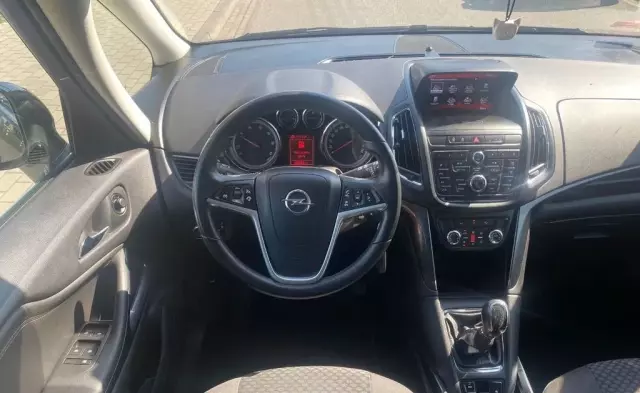 OPEL Zafira 